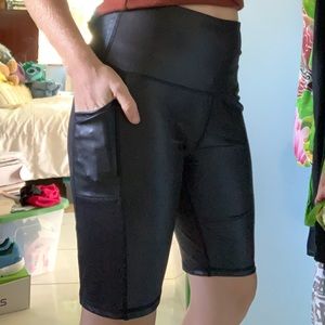 🌺 Black LegEnd Athletic Biker Shorts (Medium) ☀️